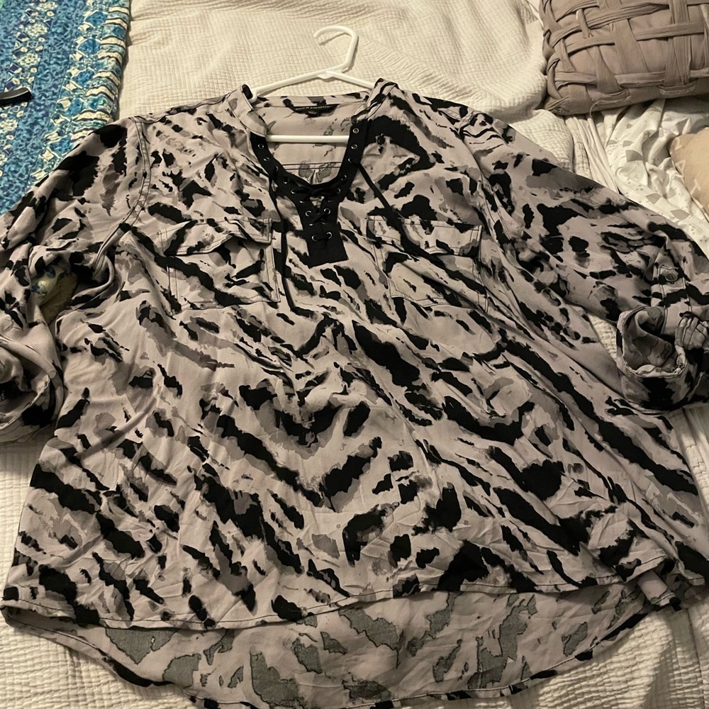 Gray and Black blouse Rock and Republic